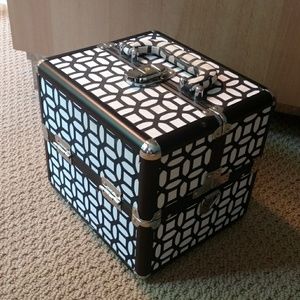 PB Teen Makeup Organizer